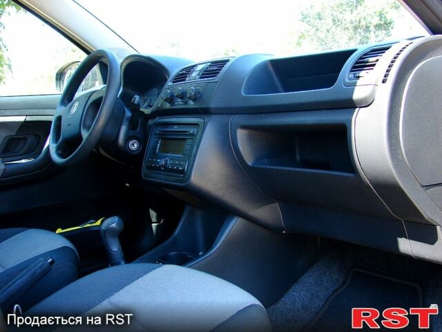 Шкода Фабія, об'ємом двигуна 1.4 л та пробігом 190 тис. км за 5500 $, фото 6 на Automoto.ua