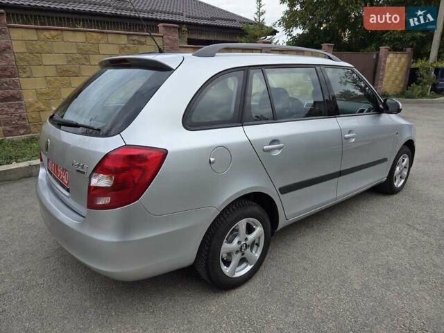 Шкода Фабія, об'ємом двигуна 1.4 л та пробігом 172 тис. км за 6550 $, фото 5 на Automoto.ua