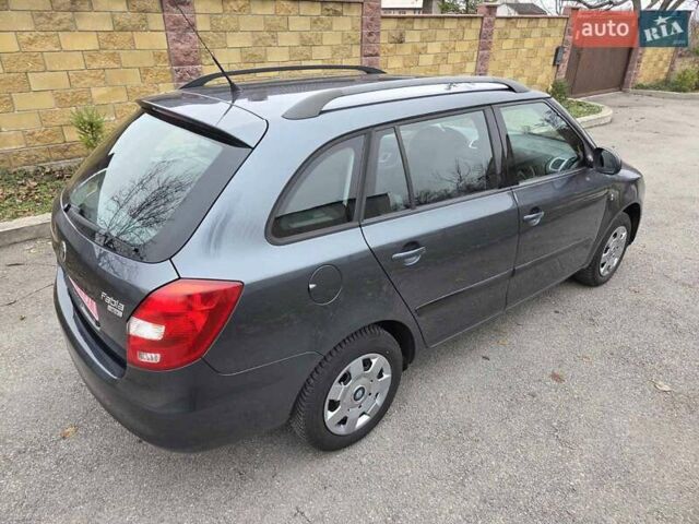 Шкода Фабия, объемом двигателя 1.4 л и пробегом 174 тыс. км за 6350 $, фото 5 на Automoto.ua