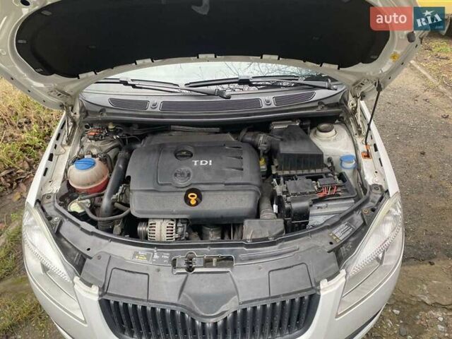 Шкода Фабия, объемом двигателя 1.42 л и пробегом 197 тыс. км за 5300 $, фото 7 на Automoto.ua