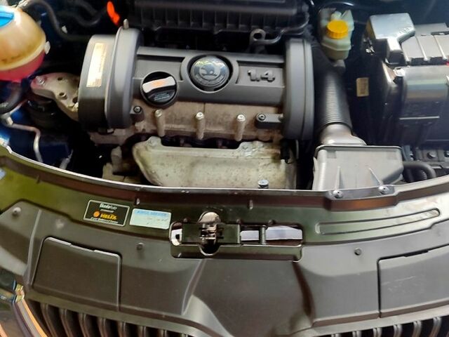 Шкода Фабия, объемом двигателя 1.4 л и пробегом 192 тыс. км за 5800 $, фото 1 на Automoto.ua