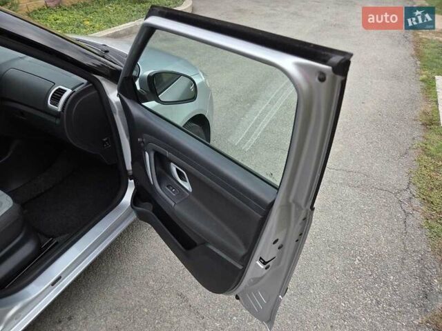 Шкода Фабія, об'ємом двигуна 1.4 л та пробігом 172 тис. км за 6550 $, фото 22 на Automoto.ua