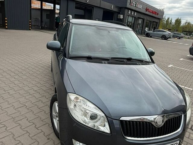 Шкода Фабія, об'ємом двигуна 1.4 л та пробігом 265 тис. км за 4999 $, фото 13 на Automoto.ua