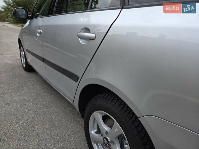 Шкода Фабія, об'ємом двигуна 1.4 л та пробігом 172 тис. км за 6550 $, фото 8 на Automoto.ua