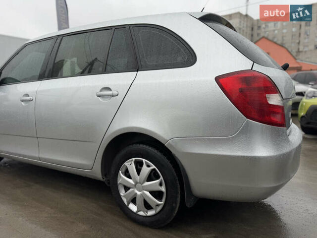 Шкода Фабія, об'ємом двигуна 1.4 л та пробігом 234 тис. км за 4250 $, фото 6 на Automoto.ua