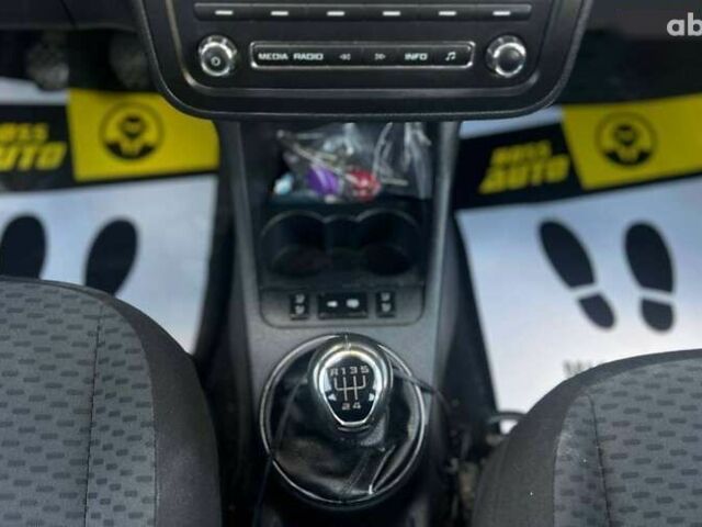 Шкода Фабия, объемом двигателя 1.2 л и пробегом 116 тыс. км за 7500 $, фото 12 на Automoto.ua