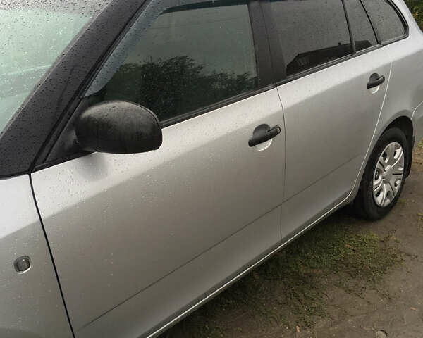 Шкода Фабія, об'ємом двигуна 1.6 л та пробігом 377 тис. км за 4800 $, фото 11 на Automoto.ua