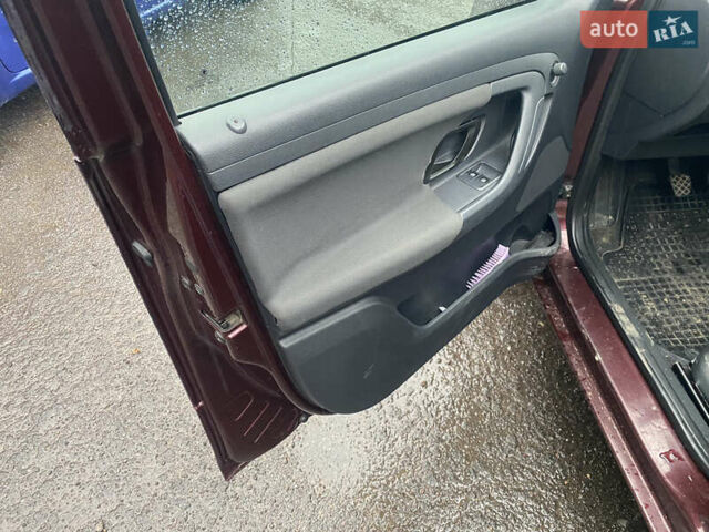 Шкода Фабія, об'ємом двигуна 1.2 л та пробігом 260 тис. км за 3500 $, фото 7 на Automoto.ua