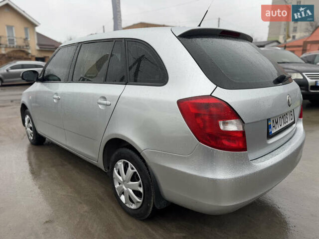 Шкода Фабія, об'ємом двигуна 1.4 л та пробігом 234 тис. км за 4250 $, фото 9 на Automoto.ua