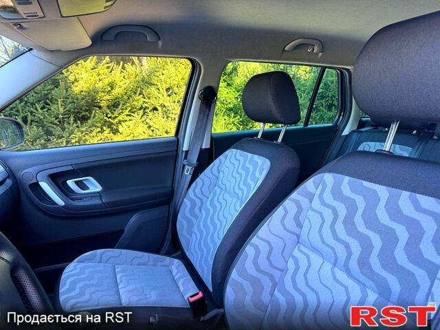 Шкода Фабія, об'ємом двигуна 1.6 л та пробігом 197 тис. км за 6300 $, фото 5 на Automoto.ua