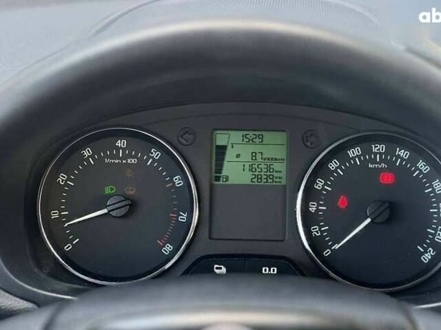 Шкода Фабия, объемом двигателя 1.2 л и пробегом 116 тыс. км за 7500 $, фото 8 на Automoto.ua