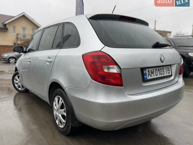 Шкода Фабія, об'ємом двигуна 1.4 л та пробігом 234 тис. км за 4250 $, фото 5 на Automoto.ua