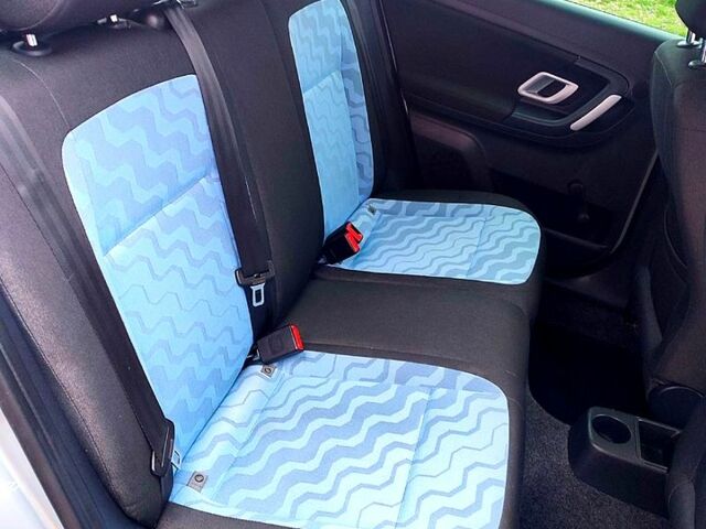 Шкода Фабія, об'ємом двигуна 1.6 л та пробігом 157 тис. км за 6450 $, фото 3 на Automoto.ua