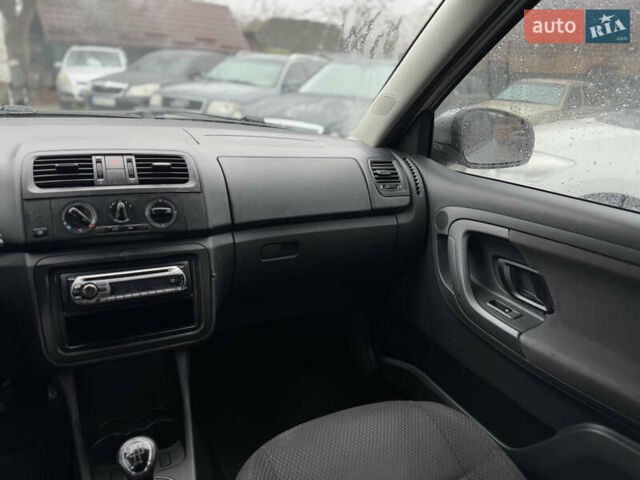 Шкода Фабія, об'ємом двигуна 1.4 л та пробігом 234 тис. км за 4250 $, фото 12 на Automoto.ua