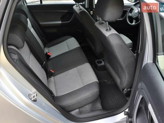 Шкода Фабия, объемом двигателя 1.2 л и пробегом 161 тыс. км за 5400 $, фото 24 на Automoto.ua