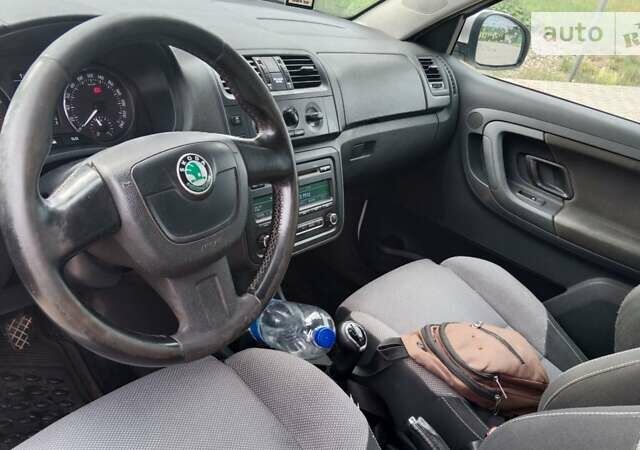 Шкода Фабия, объемом двигателя 1.2 л и пробегом 244 тыс. км за 4600 $, фото 32 на Automoto.ua