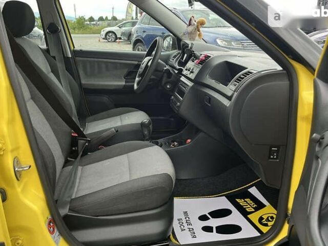 Шкода Фабия, объемом двигателя 1.2 л и пробегом 178 тыс. км за 5700 $, фото 18 на Automoto.ua