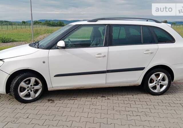 Шкода Фабия, объемом двигателя 1.2 л и пробегом 244 тыс. км за 4600 $, фото 7 на Automoto.ua
