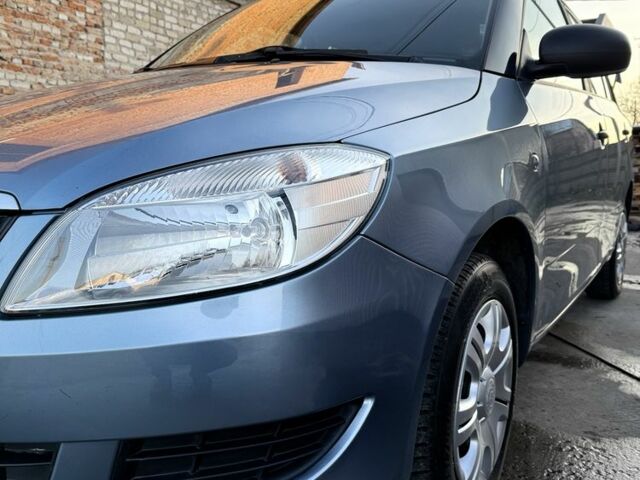 Шкода Фабия, объемом двигателя 1.2 л и пробегом 199 тыс. км за 5000 $, фото 8 на Automoto.ua
