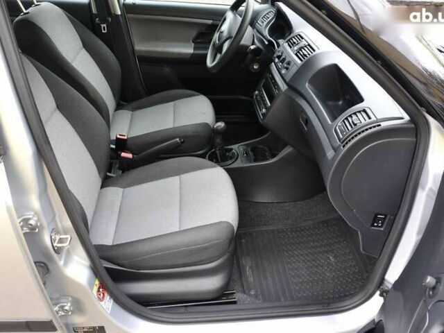 Шкода Фабия, объемом двигателя 1.2 л и пробегом 161 тыс. км за 5400 $, фото 26 на Automoto.ua