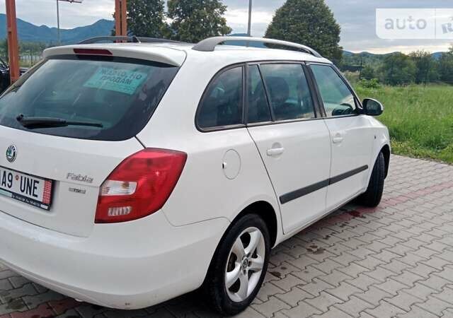 Шкода Фабия, объемом двигателя 1.2 л и пробегом 244 тыс. км за 4600 $, фото 5 на Automoto.ua