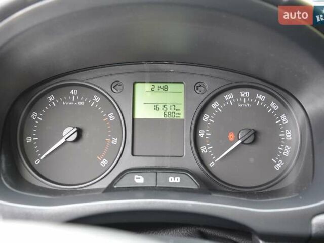 Шкода Фабия, объемом двигателя 1.2 л и пробегом 161 тыс. км за 5400 $, фото 33 на Automoto.ua