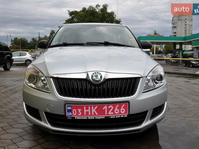 Шкода Фабия, объемом двигателя 1.2 л и пробегом 161 тыс. км за 5400 $, фото 4 на Automoto.ua
