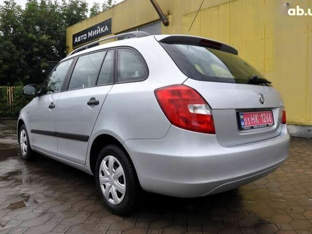 Шкода Фабия, объемом двигателя 1.2 л и пробегом 161 тыс. км за 5400 $, фото 12 на Automoto.ua
