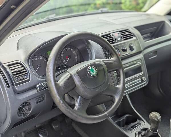 Шкода Фабія, об'ємом двигуна 1.4 л та пробігом 206 тис. км за 6300 $, фото 16 на Automoto.ua