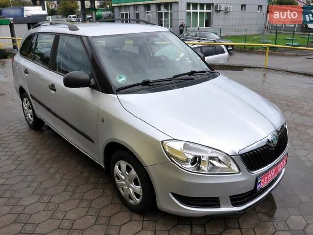Шкода Фабия, объемом двигателя 1.2 л и пробегом 161 тыс. км за 5400 $, фото 5 на Automoto.ua