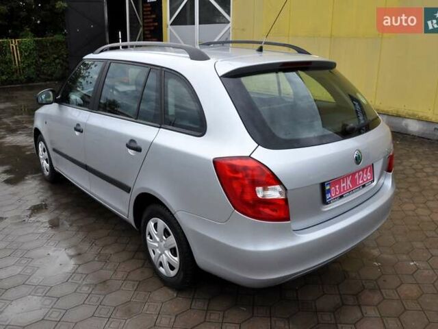 Шкода Фабия, объемом двигателя 1.2 л и пробегом 161 тыс. км за 5400 $, фото 12 на Automoto.ua