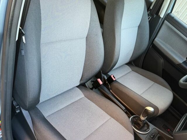 Шкода Фабия, объемом двигателя 1.2 л и пробегом 199 тыс. км за 5000 $, фото 20 на Automoto.ua