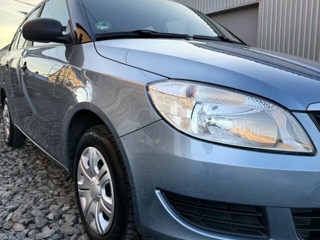 Шкода Фабия, объемом двигателя 1.2 л и пробегом 199 тыс. км за 5000 $, фото 9 на Automoto.ua