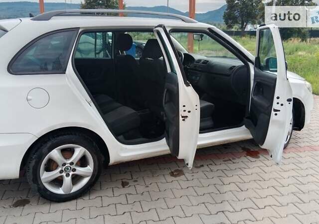 Шкода Фабия, объемом двигателя 1.2 л и пробегом 244 тыс. км за 4600 $, фото 8 на Automoto.ua