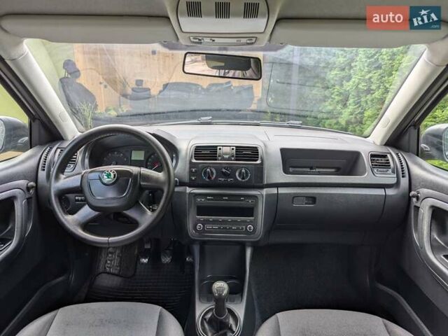 Шкода Фабія, об'ємом двигуна 1.4 л та пробігом 206 тис. км за 6300 $, фото 7 на Automoto.ua