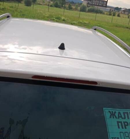 Шкода Фабия, объемом двигателя 1.2 л и пробегом 244 тыс. км за 4600 $, фото 12 на Automoto.ua