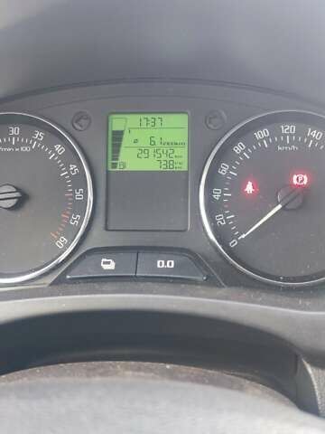 Шкода Фабія, об'ємом двигуна 1.6 л та пробігом 291 тис. км за 6300 $, фото 3 на Automoto.ua