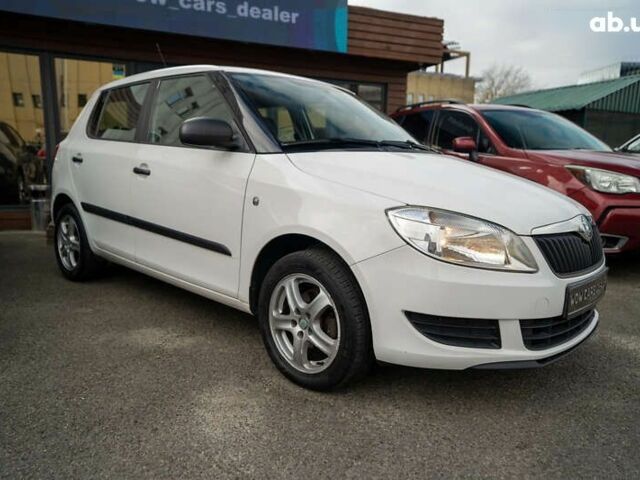 Шкода Фабія, об'ємом двигуна 1.2 л та пробігом 286 тис. км за 4300 $, фото 3 на Automoto.ua