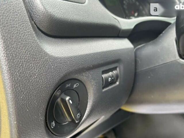 Шкода Фабия, объемом двигателя 1.2 л и пробегом 178 тыс. км за 5700 $, фото 9 на Automoto.ua