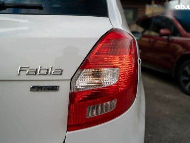 Шкода Фабія, об'ємом двигуна 1.2 л та пробігом 286 тис. км за 4300 $, фото 13 на Automoto.ua