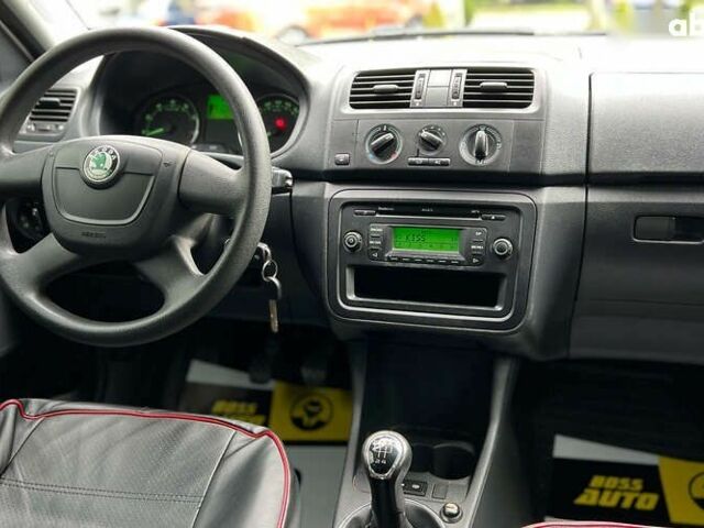 Шкода Фабия, объемом двигателя 1.2 л и пробегом 102 тыс. км за 5500 $, фото 16 на Automoto.ua