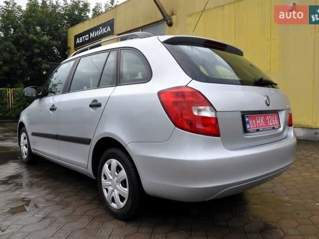 Шкода Фабия, объемом двигателя 1.2 л и пробегом 161 тыс. км за 5400 $, фото 13 на Automoto.ua