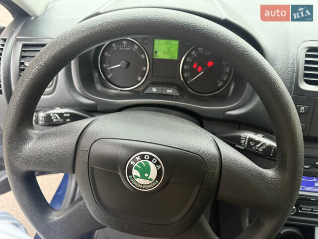 Шкода Фабия, объемом двигателя 1.2 л и пробегом 165 тыс. км за 5299 $, фото 16 на Automoto.ua