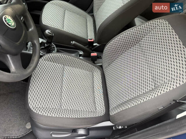 Шкода Фабия, объемом двигателя 1.2 л и пробегом 165 тыс. км за 5299 $, фото 13 на Automoto.ua