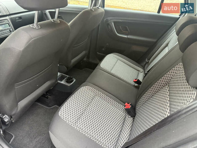 Шкода Фабия, объемом двигателя 1.2 л и пробегом 165 тыс. км за 5299 $, фото 19 на Automoto.ua