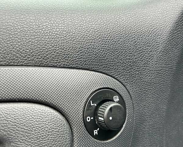 Шкода Фабия, объемом двигателя 1.2 л и пробегом 203 тыс. км за 6350 $, фото 21 на Automoto.ua