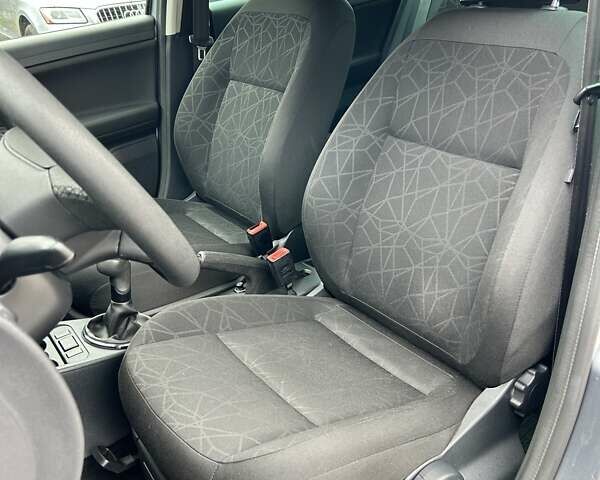 Шкода Фабия, объемом двигателя 1.2 л и пробегом 203 тыс. км за 6350 $, фото 24 на Automoto.ua