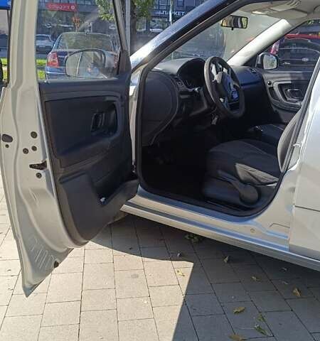 Шкода Фабия 2012 в Ужгороде на Automoto.ua Шкода Фабия, объемом двигателя 1.39 л и пробегом 120 тыс. км за 5999 $, фото 5 на Automoto.ua