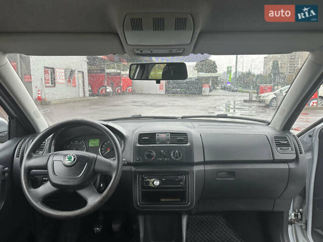 Шкода Фабія, об'ємом двигуна 1.2 л та пробігом 191 тис. км за 4650 $, фото 12 на Automoto.ua