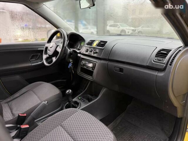 Шкода Фабия, объемом двигателя 0 л и пробегом 298 тыс. км за 4300 $, фото 11 на Automoto.ua
